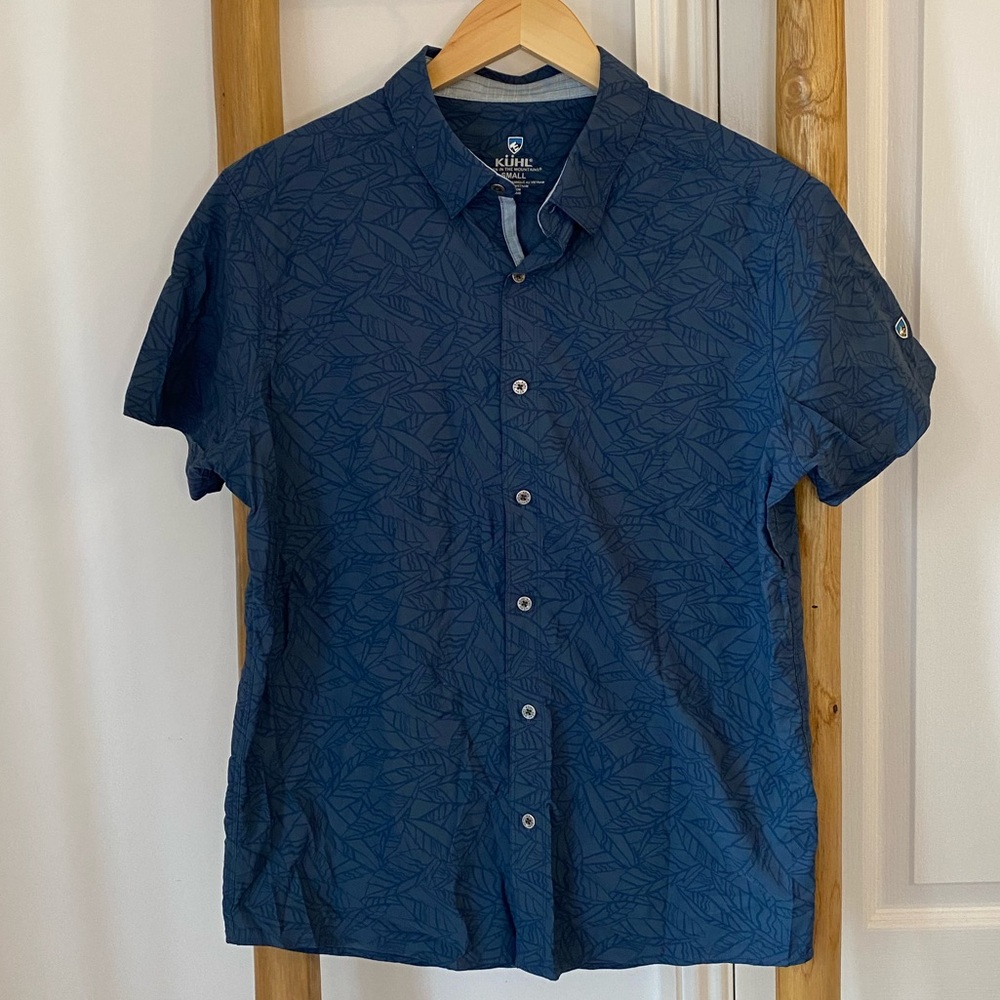 Kuhl Men’s Small Repose Camp Short Sleeve Button Up Shirt Navy Outdoor Gorpcore